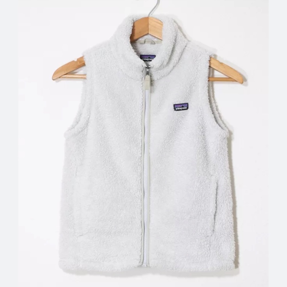 Patagonia white fuzzy vest